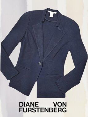 Diane Von Furstenberg • Jonesie Notch Lapel Navy Blazer || Size 4